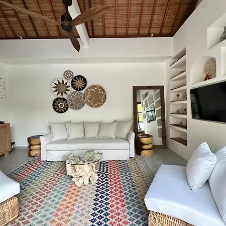 Santai Villas Nusa Lembongan  Exterior photo