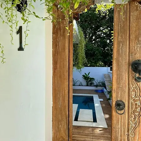 Santai Villas Nusa Lembongan  Exterior photo