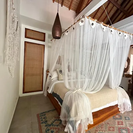 Santai Villas Nusa Lembongan  Exterior photo